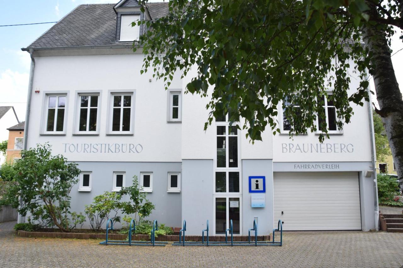 The Old Gemeinde House By The Mosel River 布劳讷贝格 外观 照片